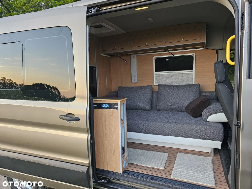 Ford TRANSIT CAMPERVAN - 26