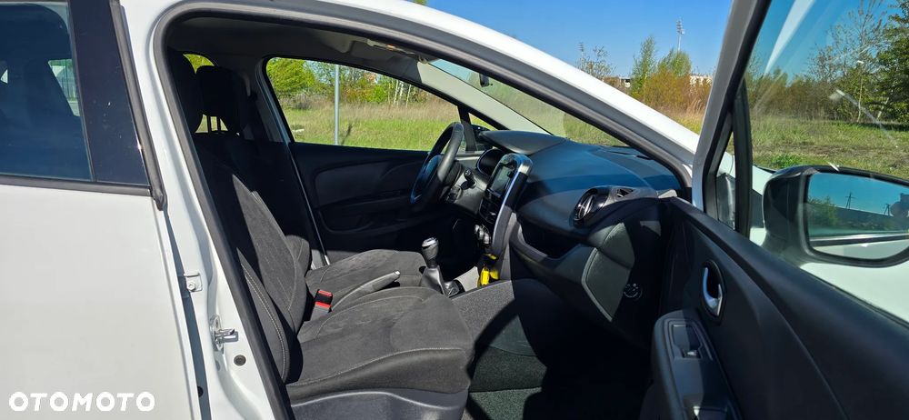 Renault Clio 0.9 TCe Limited - 26
