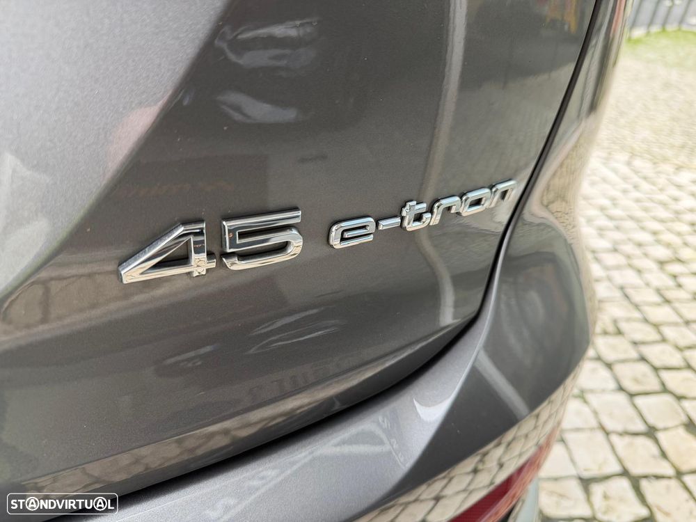 Audi Q4 e-tron 45 82 kWh SE Business Plus - 17