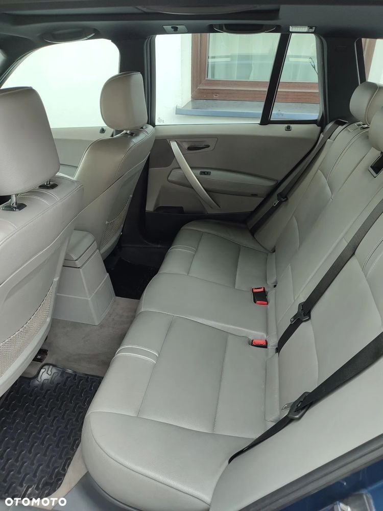 BMW X3 - 25