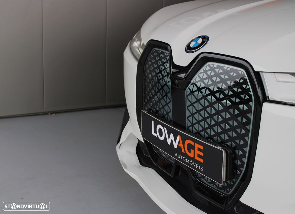 BMW iX xDrive 40 - 39
