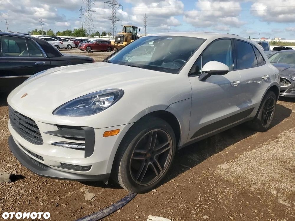 Porsche Macan - 3