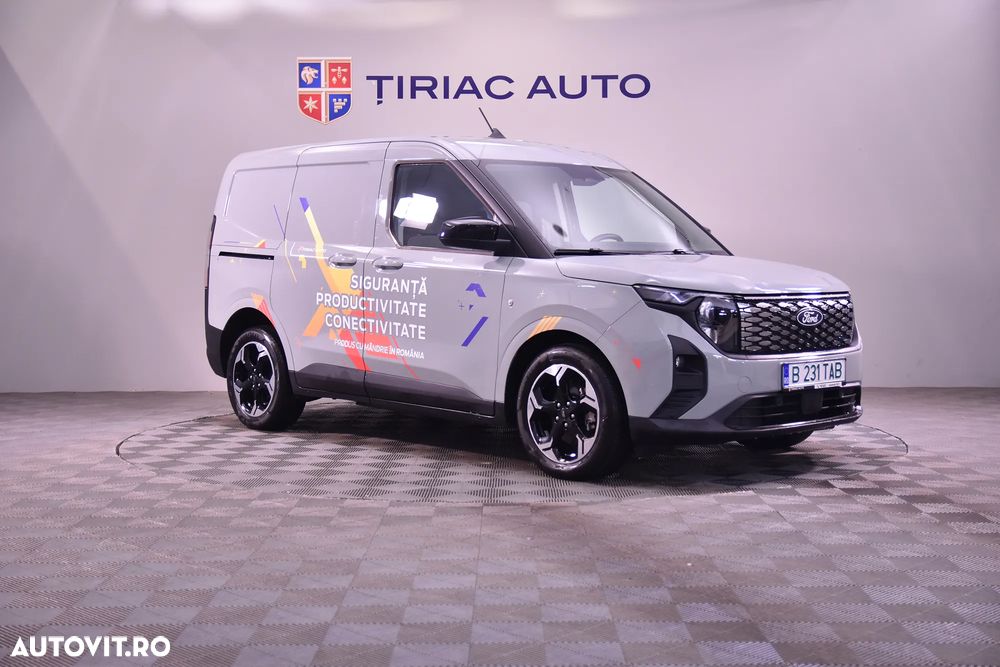 Ford Transit Courier Van - 7