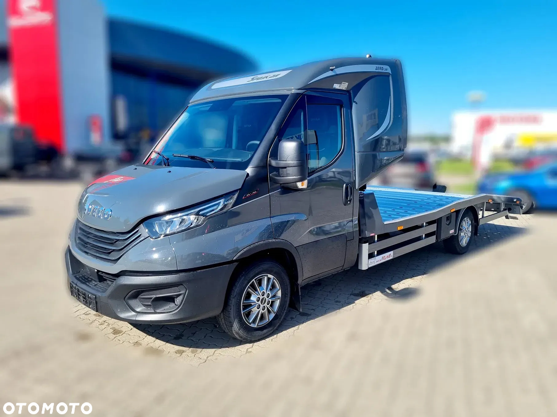 Iveco Daily autolaweta z kabina sypalną 3,5t na haku POLMAR - 3