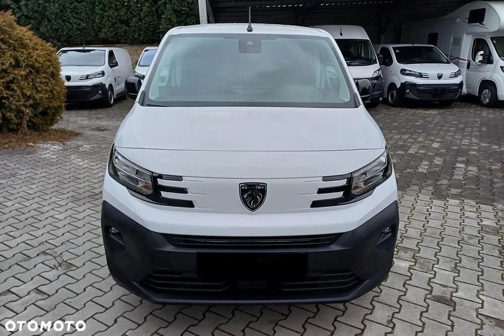 Peugeot Partner Van XL L2H1 1.5 130KM - 4