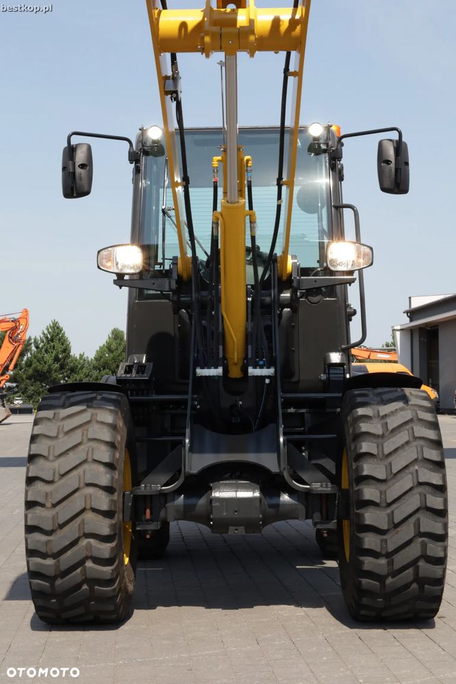 Komatsu WA70M-8 - 20