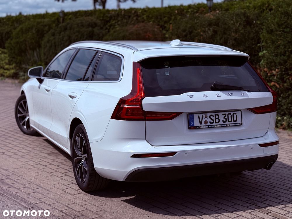 Volvo V60 D3 Geartronic Momentum Pro - 17