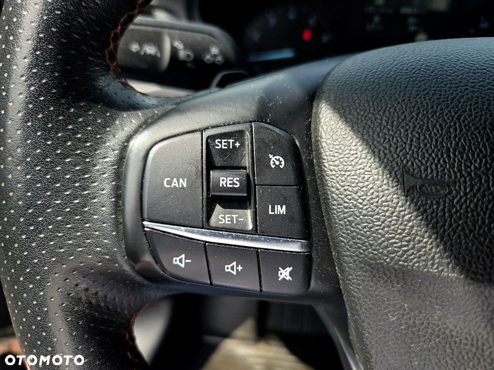 Ford Focus 1.5 EcoBoost ST-Line - 20
