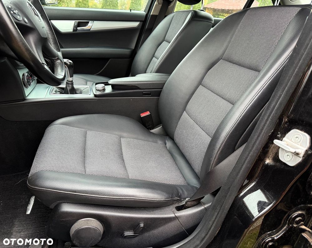 Mercedes-Benz Klasa C 200 Kompressor Avantgarde - 19