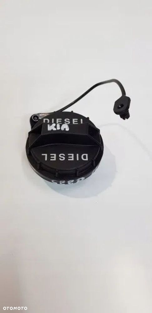 KOREK WLEWU PALIWA DIESEL KIA CEED II CRDI - 1