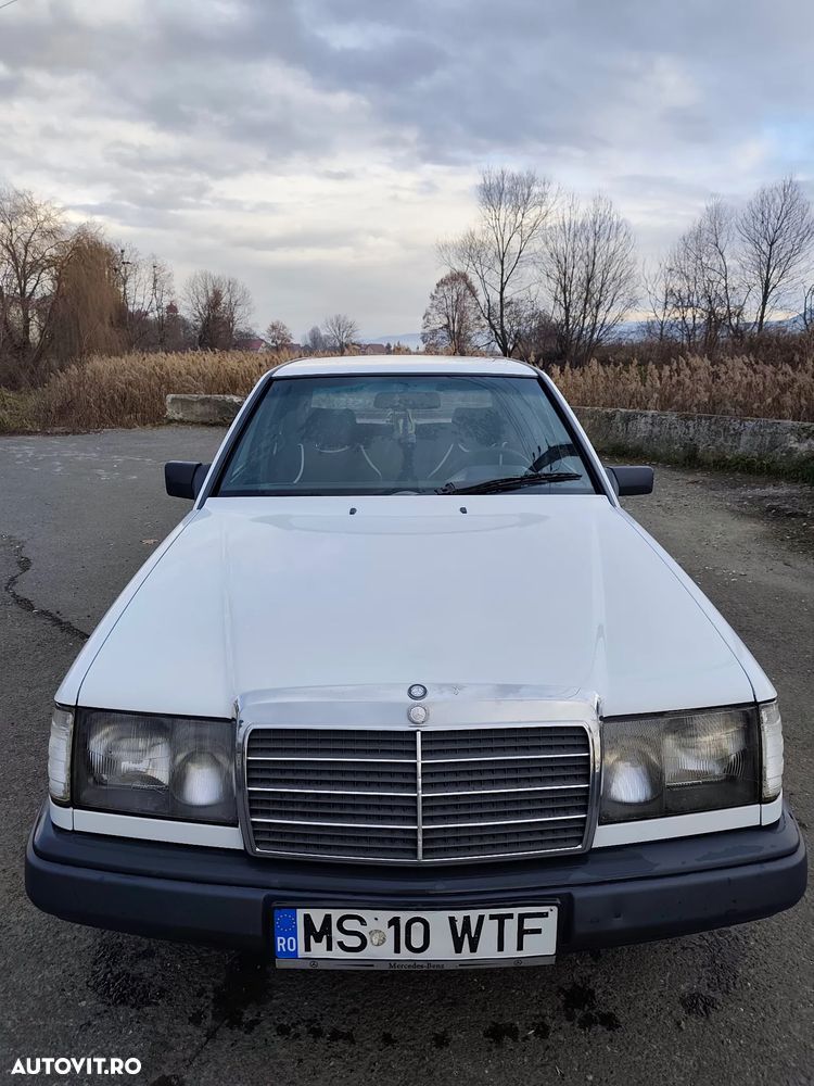 Mercedes-Benz W124 - 1
