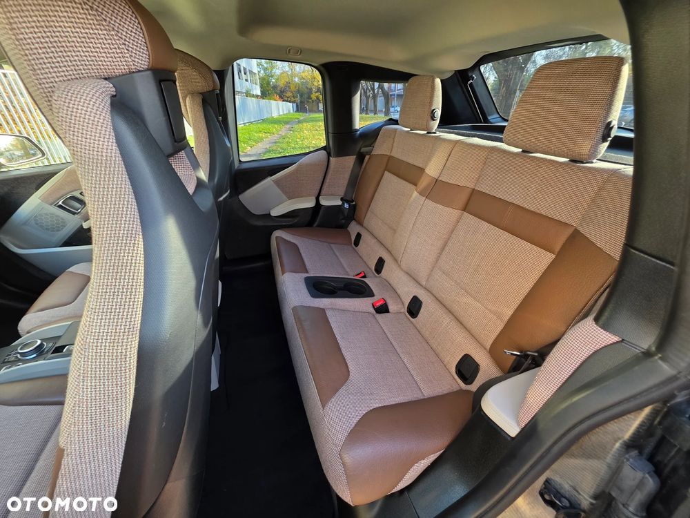 BMW i3 120 Ah - 22
