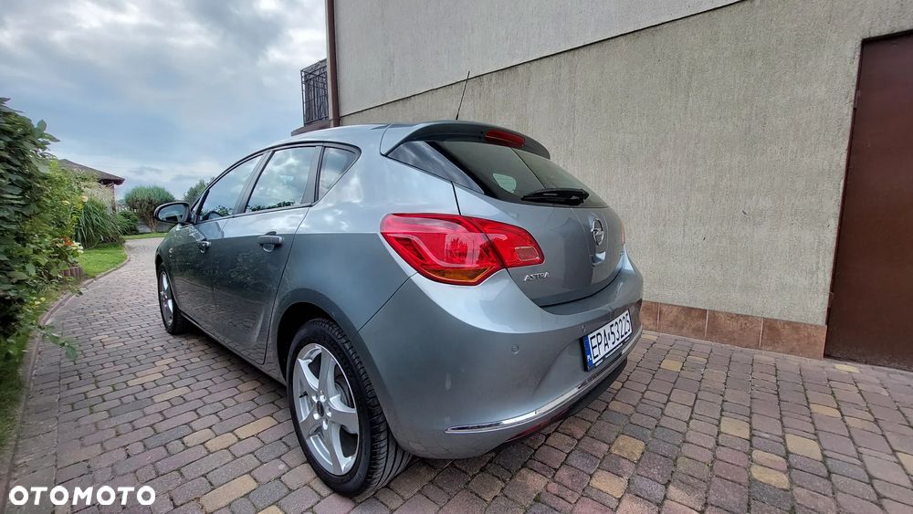 Opel Astra IV 1.4 T Energy EU6 - 7
