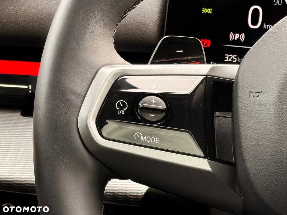 BMW Seria 5 520i - 22