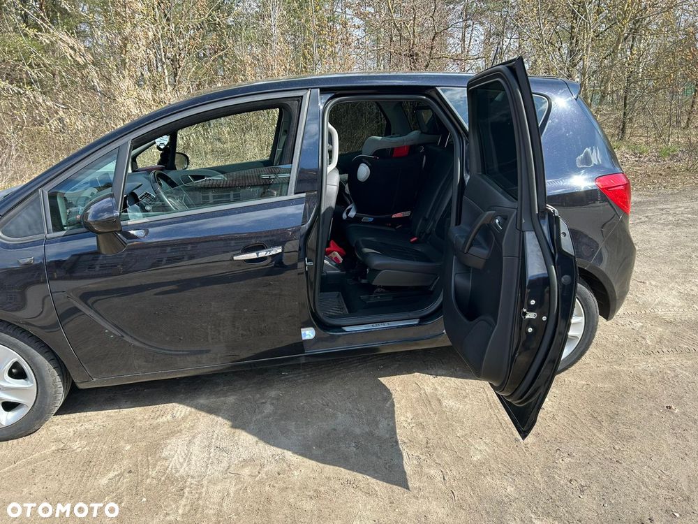 Opel Meriva 1.7 CDTI Cosmo - 13