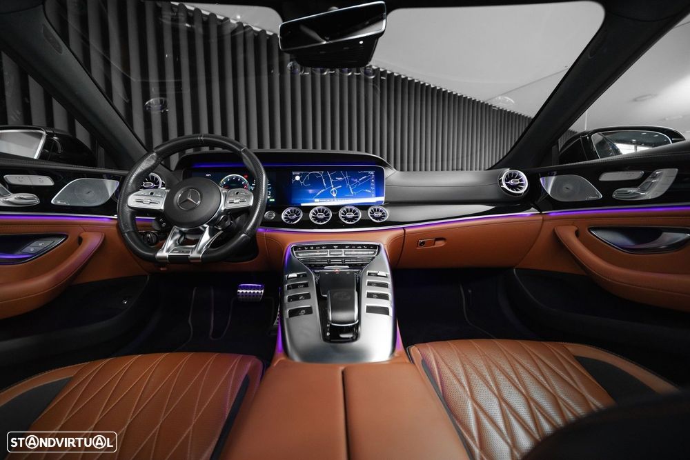 Mercedes-Benz AMG GT 43 4Matic+ - 16