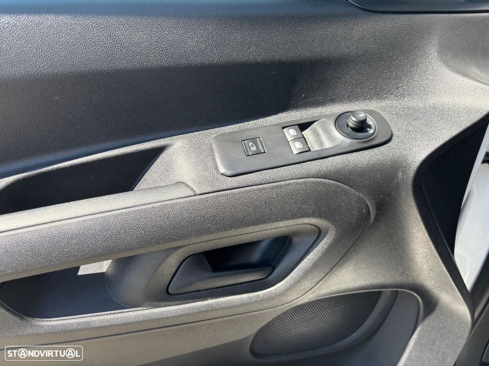 Peugeot Partner 1.5 BlueHDi Premium Longa - 14