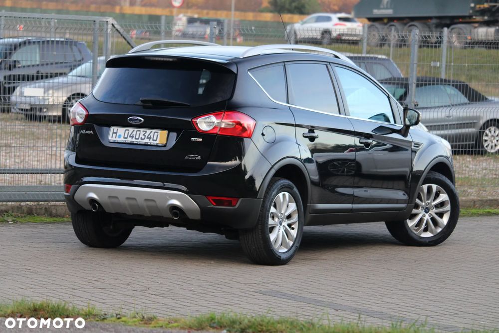 Ford Kuga 2.0 TDCi 2x4 Titanium - 9