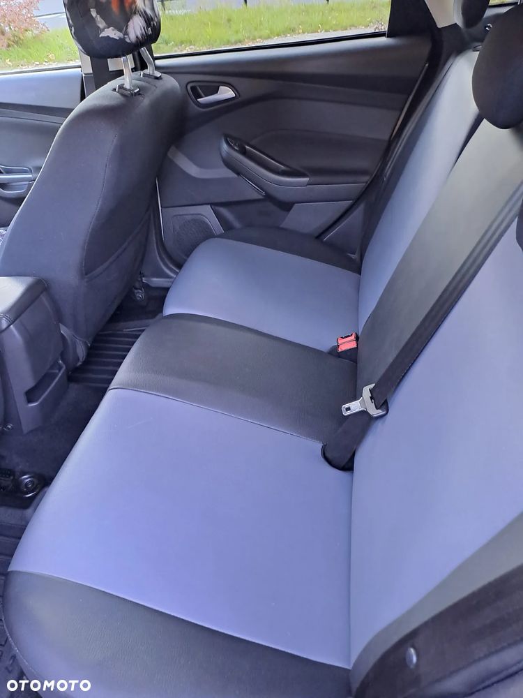 Ford Focus - 17