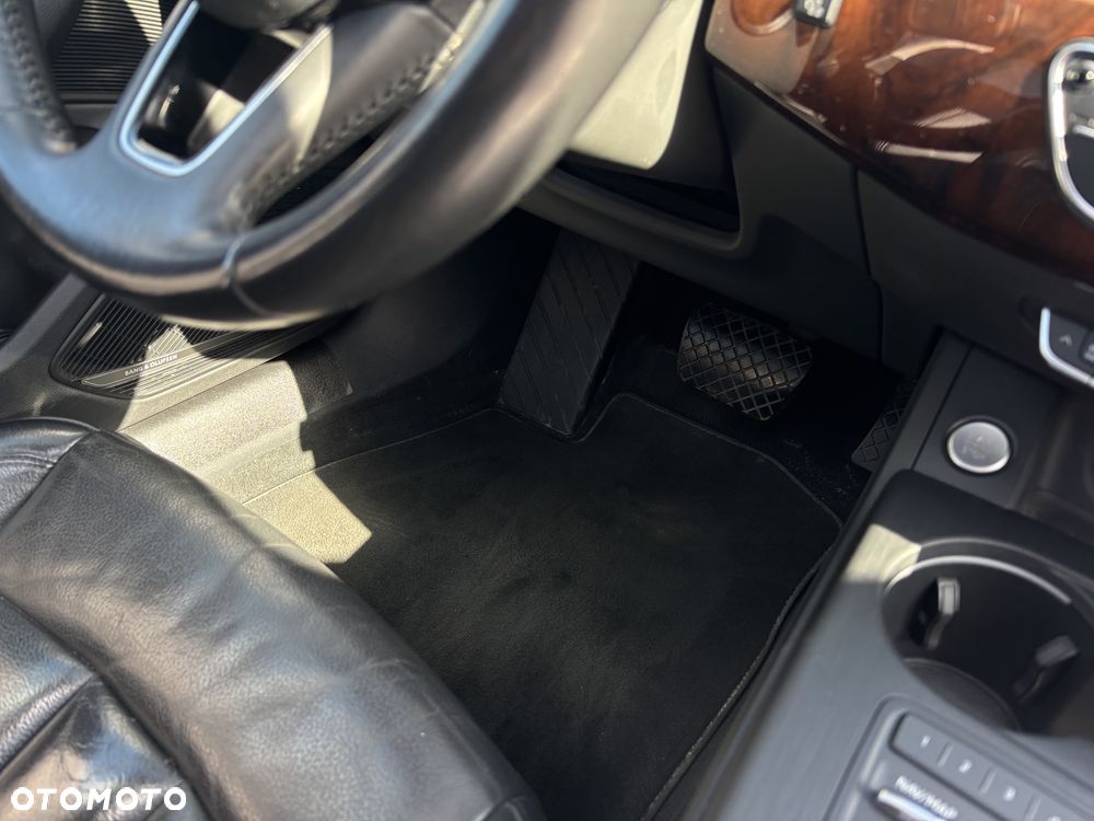 Audi A4 Limousine - 22