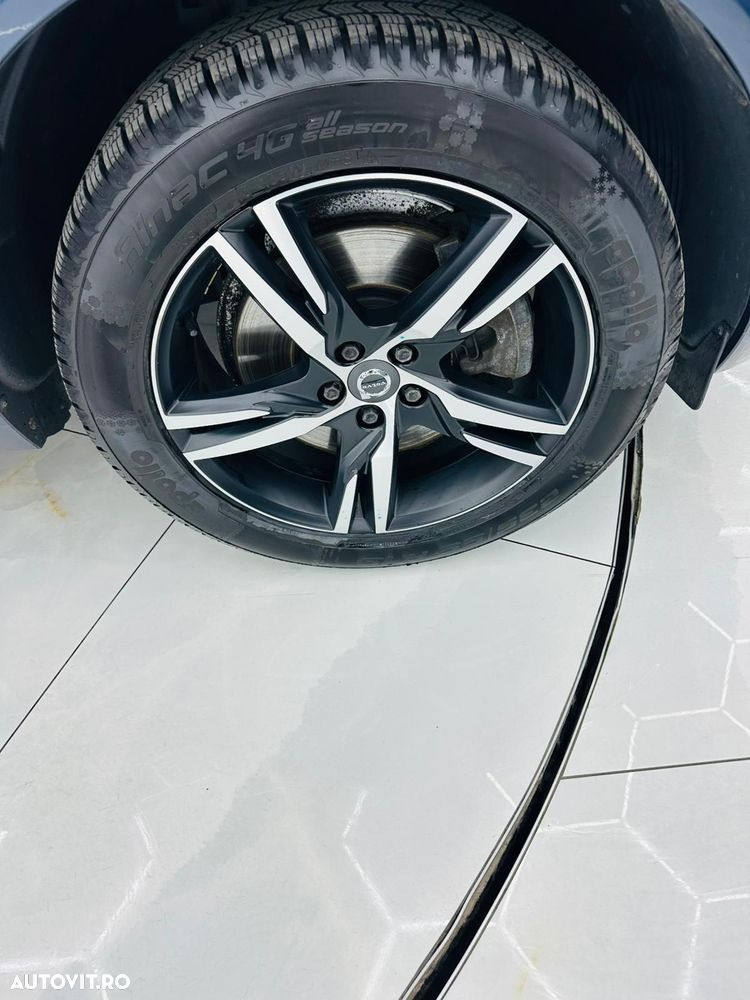 Volvo XC 60 D3 Momentum Pro - 10