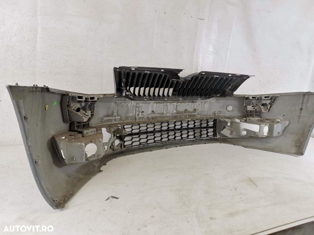 Bara Fata Cu Grila Radiator Si Grila Inferioara Skoda  Octavia 3 2013 - 6