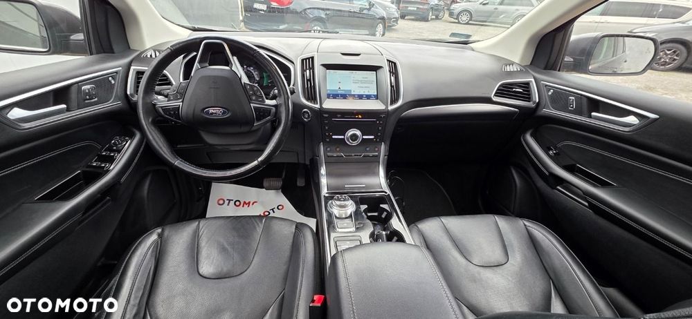 Ford Edge - 16