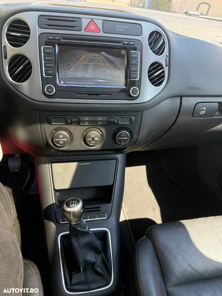 Volkswagen Tiguan 2.0 TDI DPF 4Motion Exclusive - 8