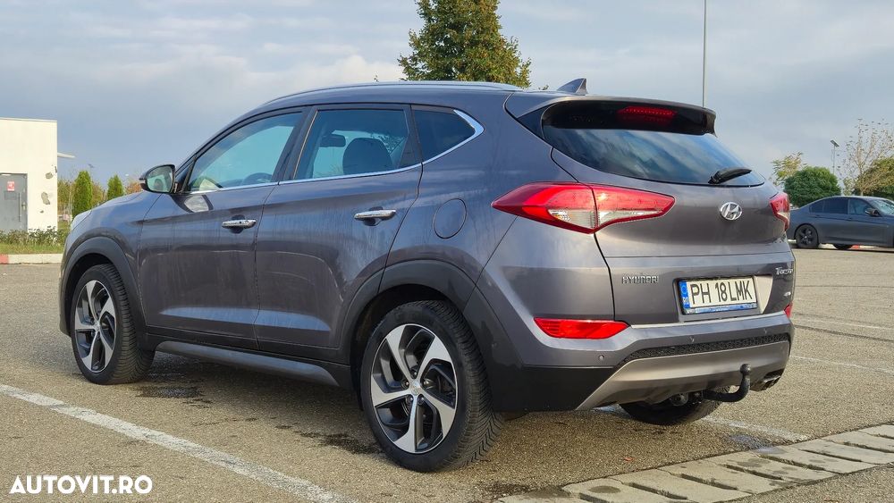 Hyundai Tucson 2.0 CRDI 4WD 6AT Premium+ - 7