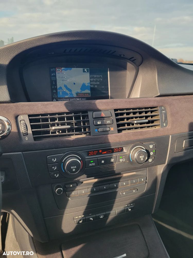 BMW Seria 3 325d - 14