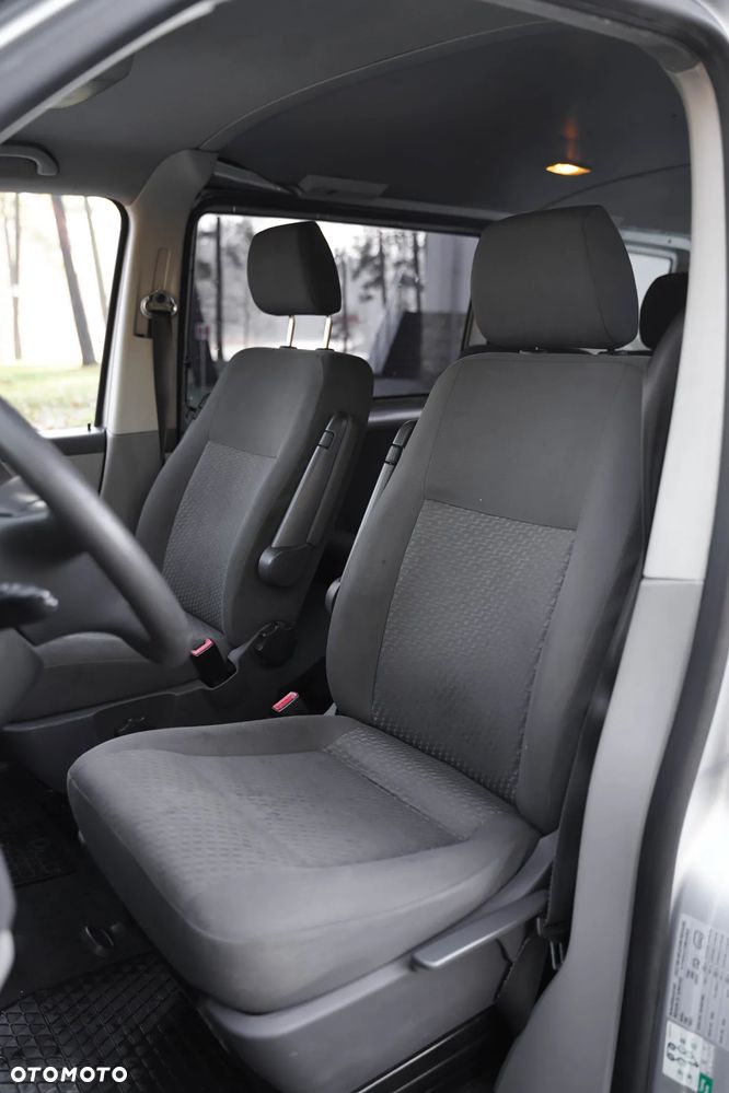 Volkswagen Transporter - 7