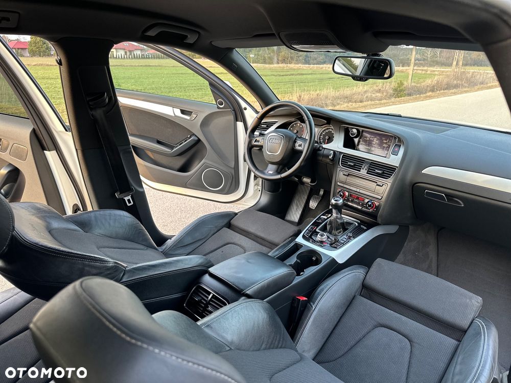 Audi A4 Avant - 38