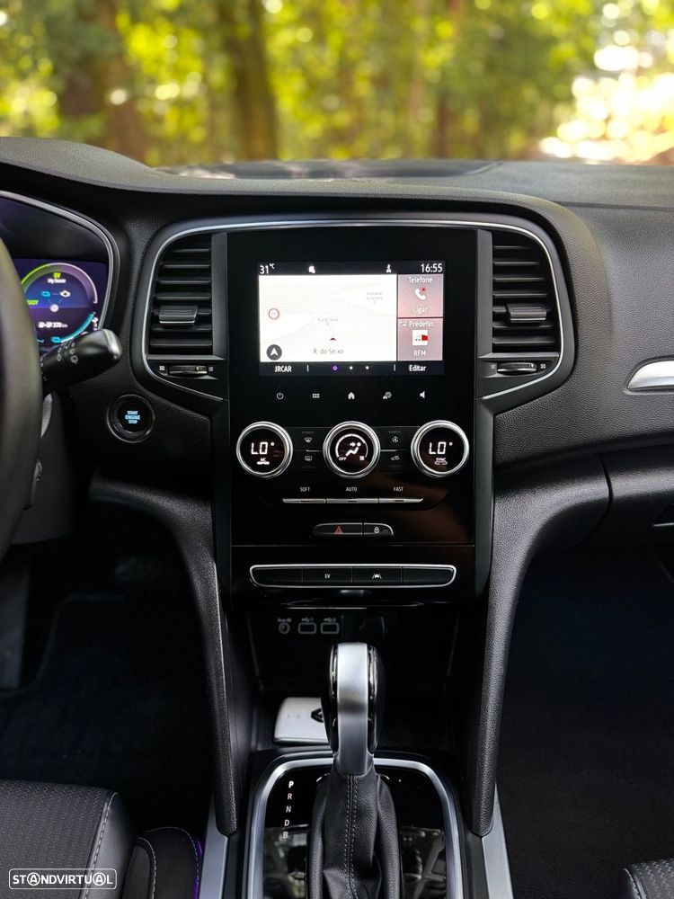 Renault Mégane Sport Tourer - 16