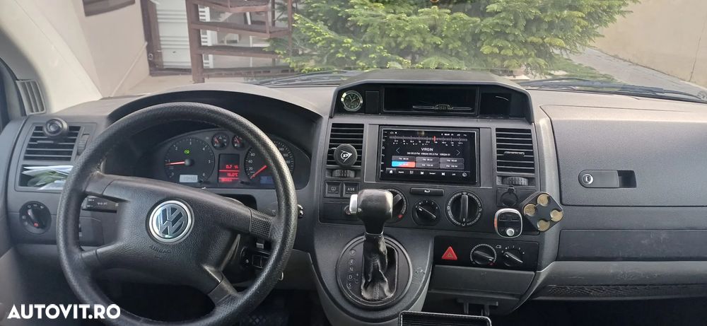 Volkswagen Transporter - 7