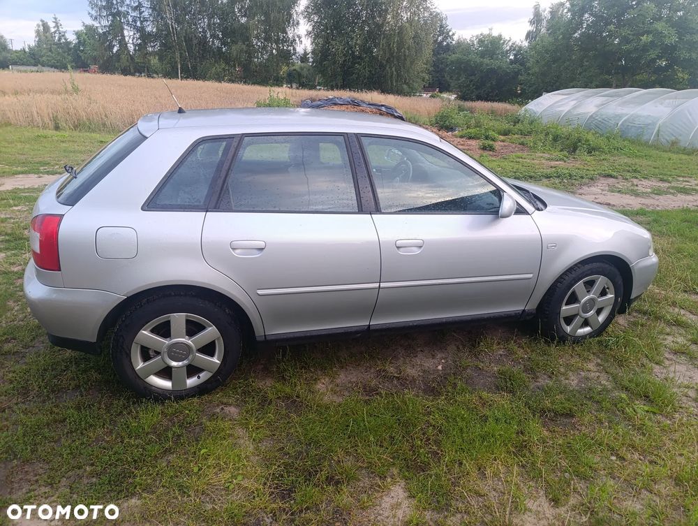 Audi A3 Sportback 1.6 Ambition - 5