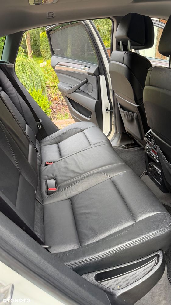 BMW X6 - 22