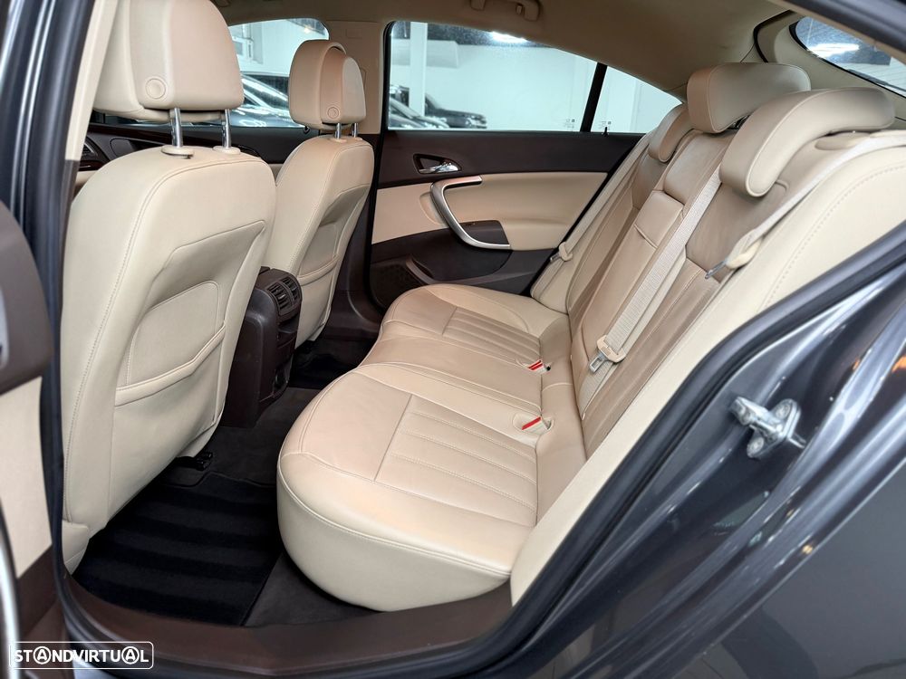 Opel Insignia 2.0 CDTI ecoFLEX Design Edition - 18