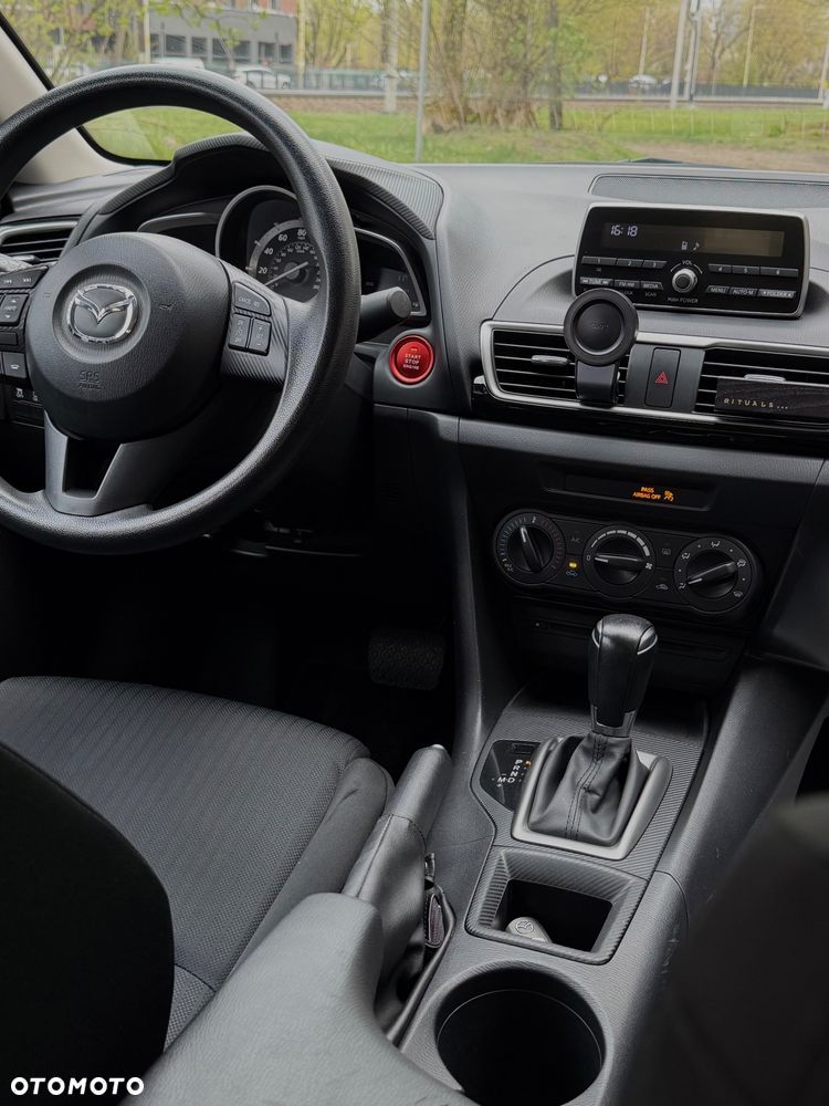 Mazda 3 - 8