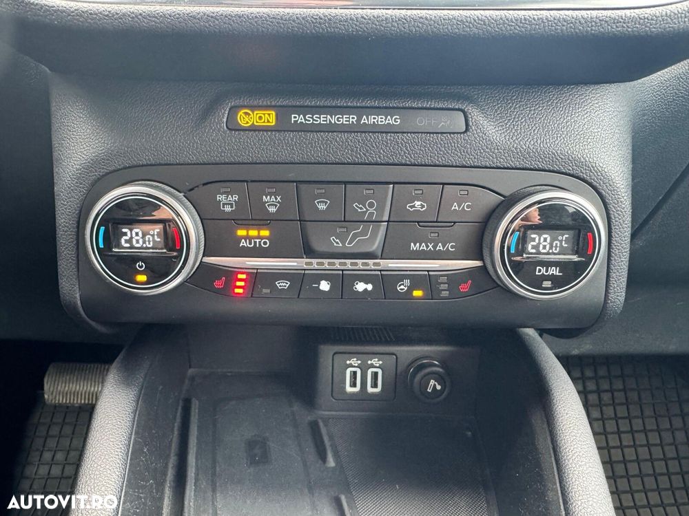 Ford Kuga 2.0 EcoBlue 4x4 Aut. TITANIUM X - 11