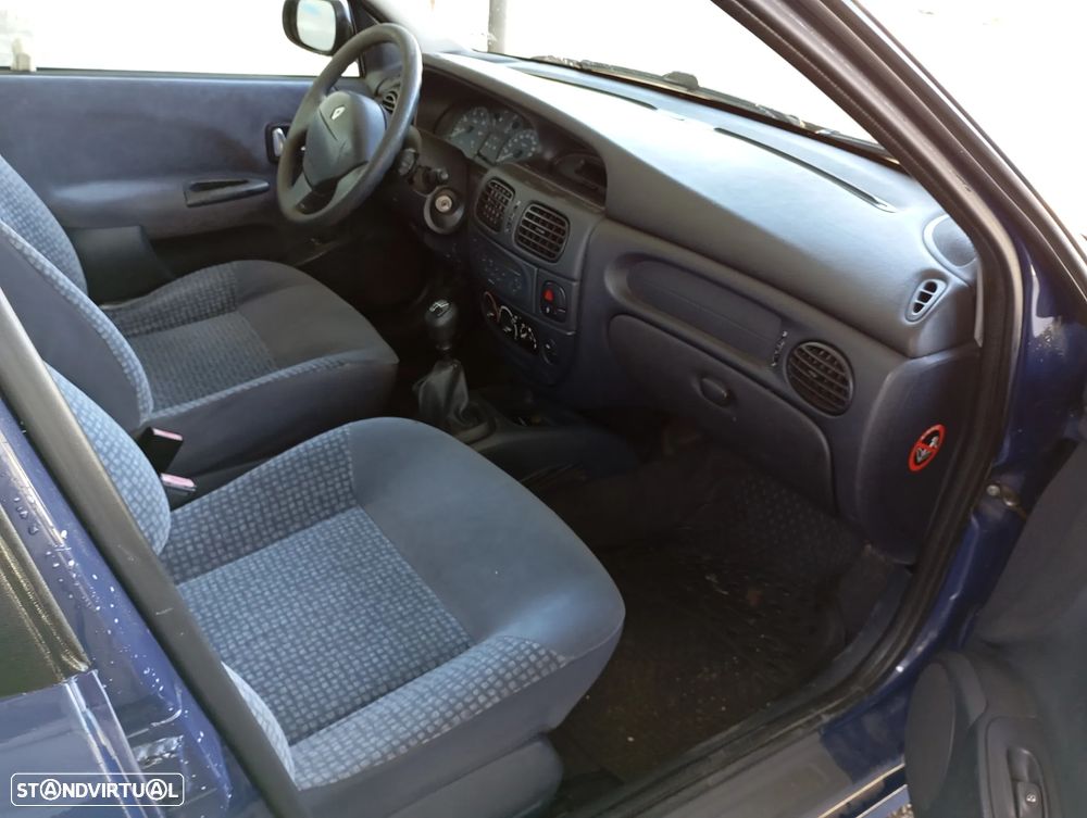 Renault Mégane Break 1.4 16V Expression - 7