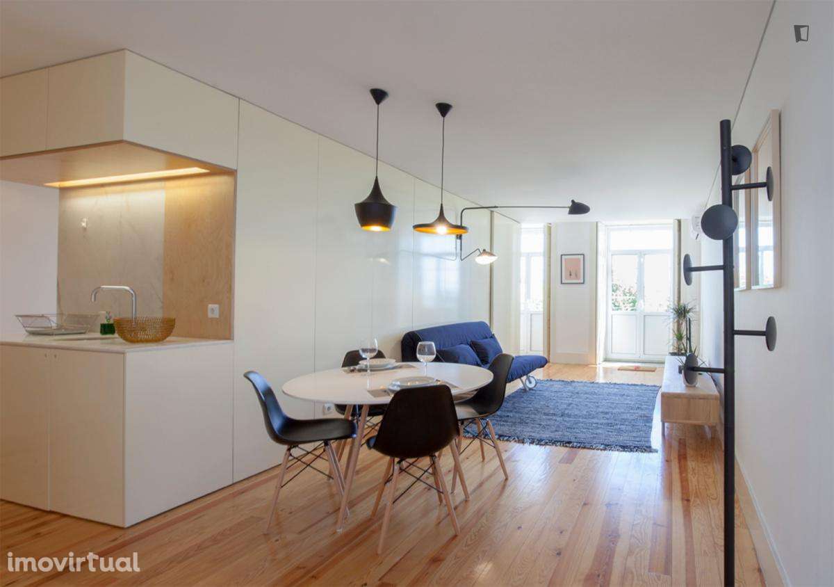 Apartamento com 1 quartos - localizado em Cedofeita Porto - Grande imagem: 3/24