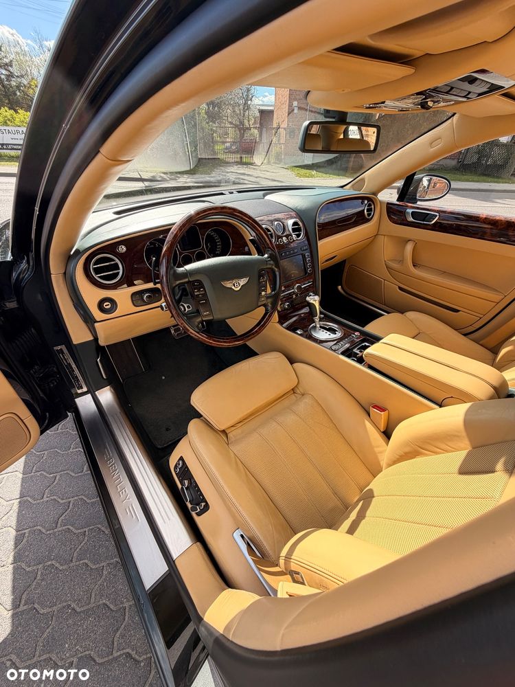 Bentley Flying Spur - 11