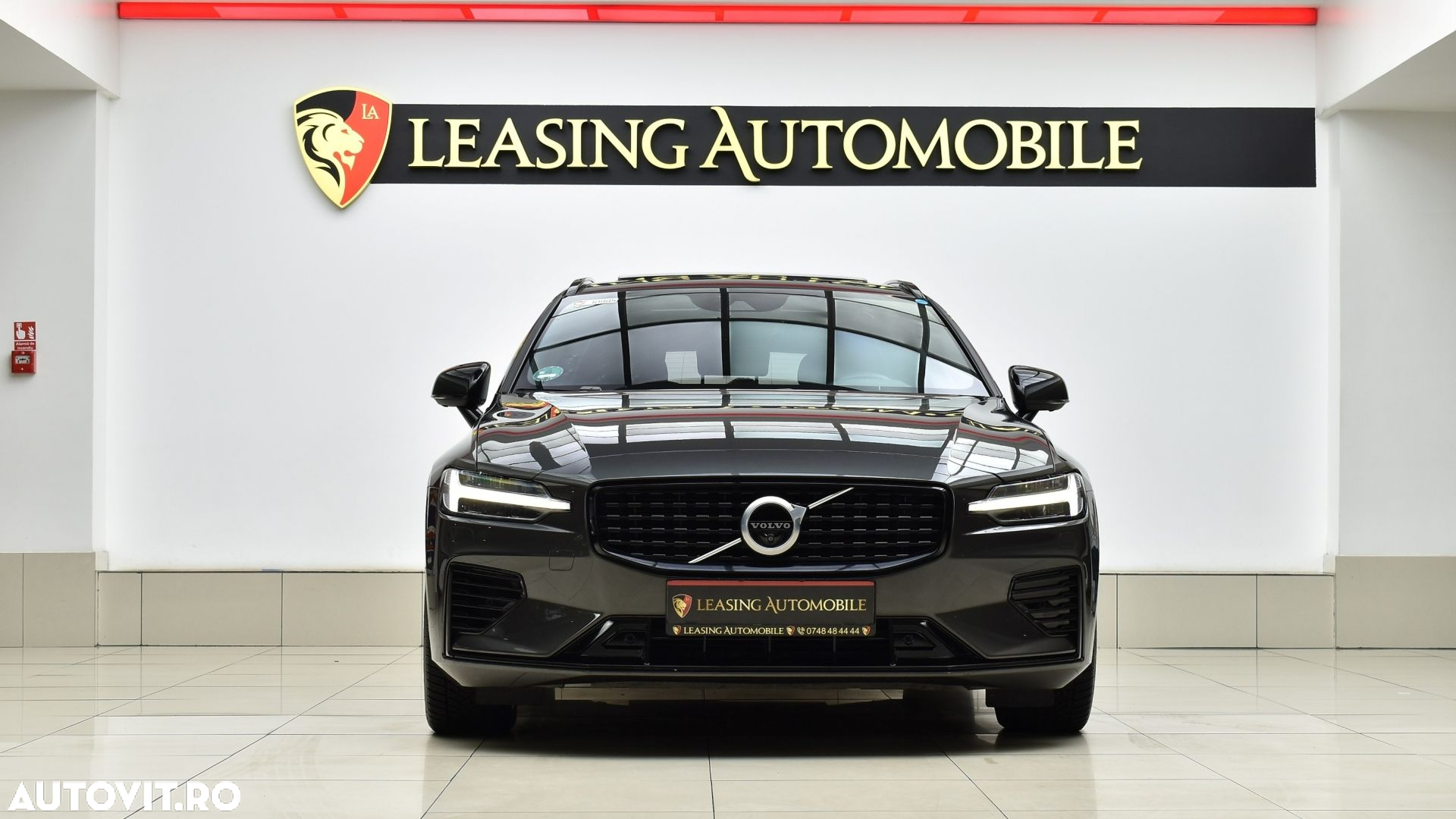 Volvo V60 T6 AWD Recharge Geartronic Inscription - 3
