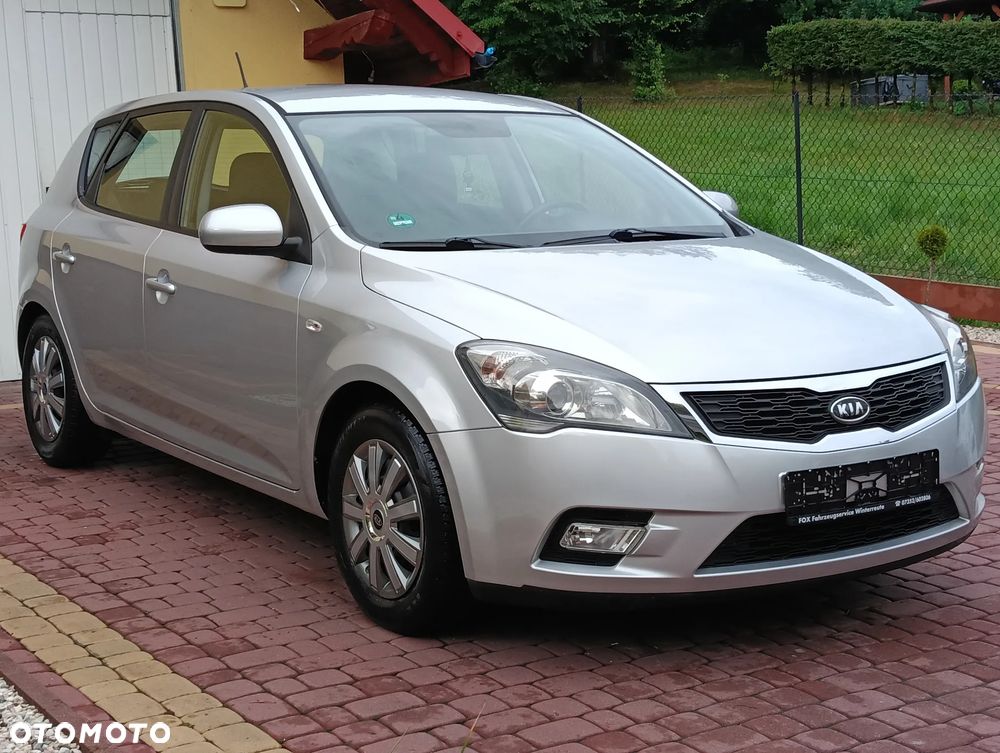 Kia Ceed 1.4 CVVT Attract - 2