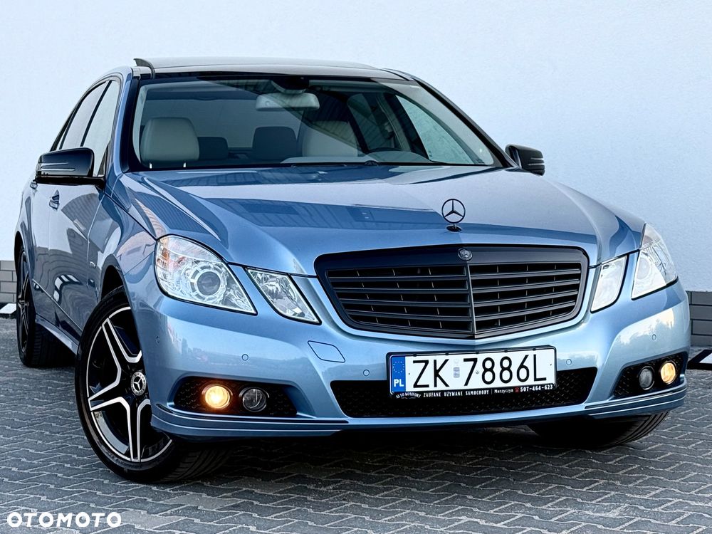 Mercedes-Benz Klasa E - 9