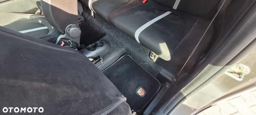 Abarth 595C - 24