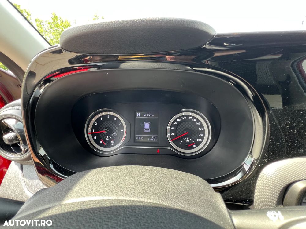 Hyundai i10 1.2 l 84 CP AMT Highway+ - 10