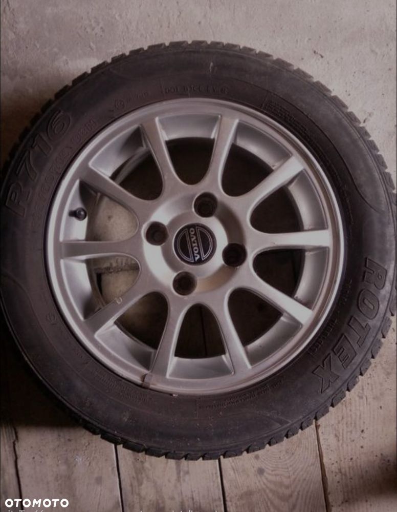 Volvo V40 1.8 - 10