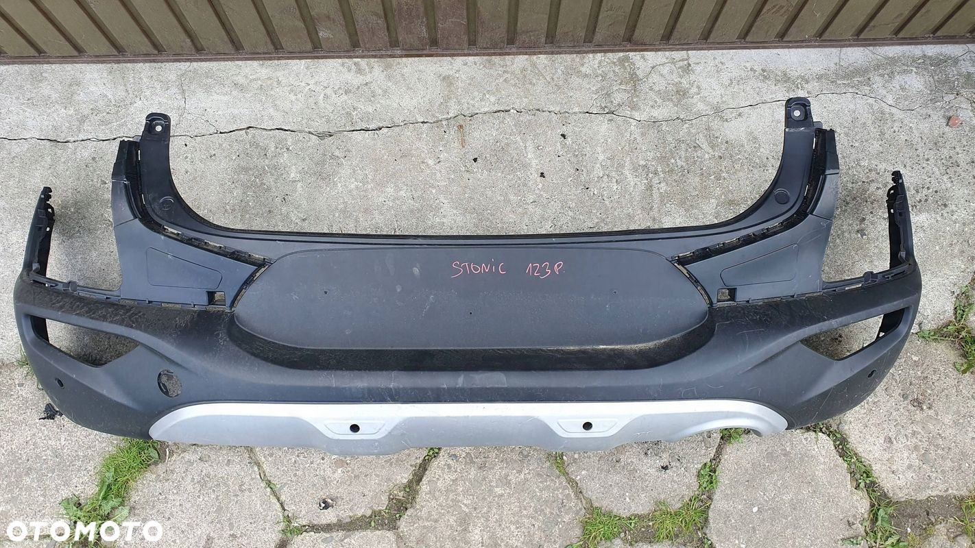 KIA Stonic Zderzak tylny tył - 7