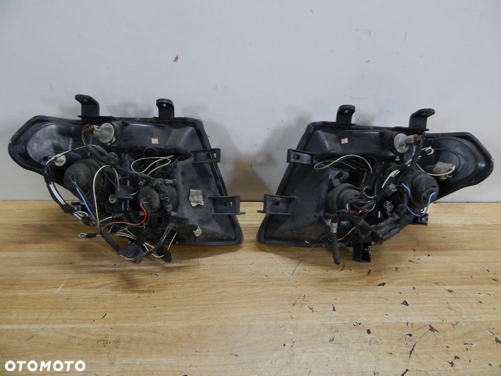 Lampa reflektor przód komplet Nissan Navara D40 Pathfinder R51 05-12 Shadow Line Łuków części - 5